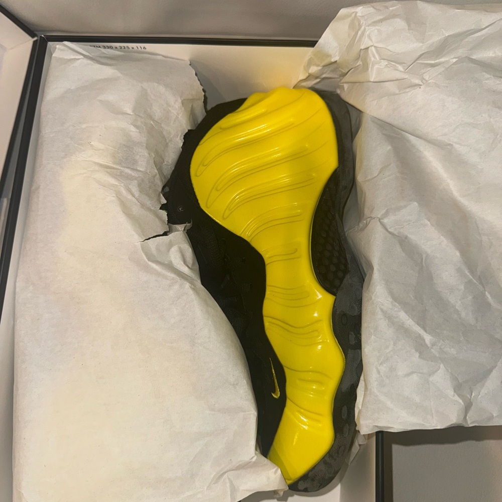 Nike Air Foamposite One Wu-Tang Optic yellow